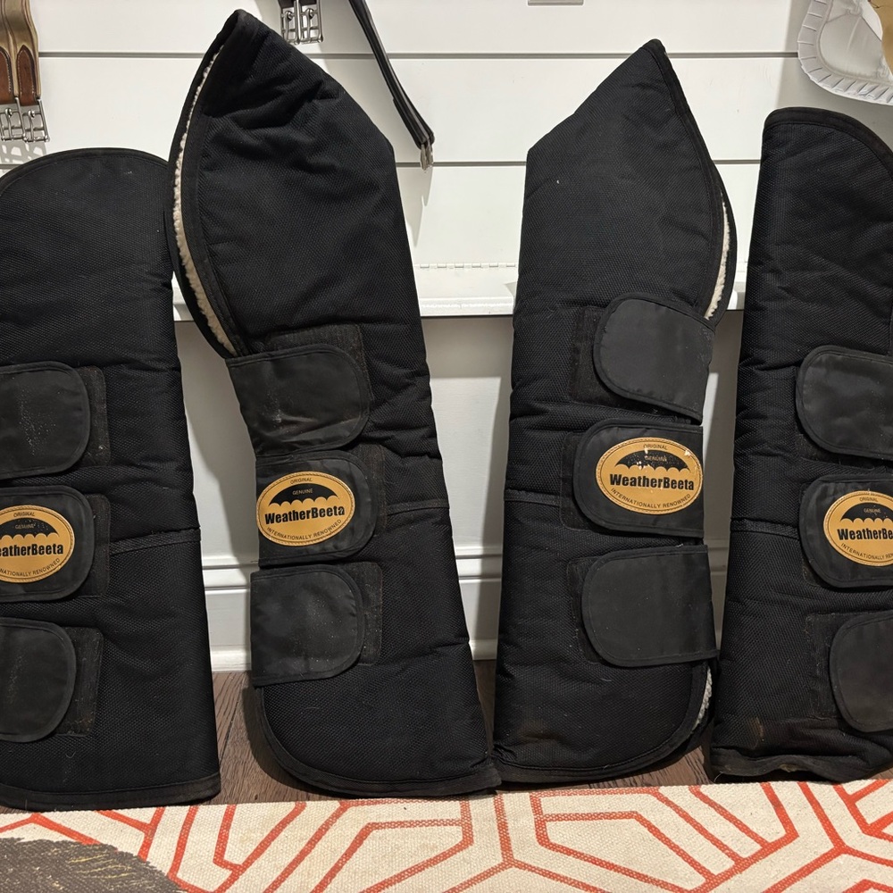 Black Horse Travel / Shipping Boots